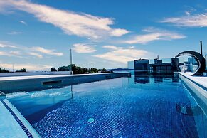 Crystal Holiday Residence II
