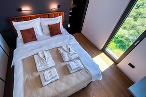 Crystal Holiday Residence II