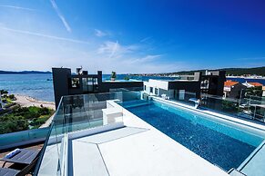 Crystal Holiday Residence II