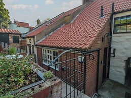 Midships Cottage