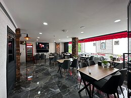 My Location Hotel