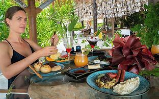 Sensations Eco-Chic Hotel