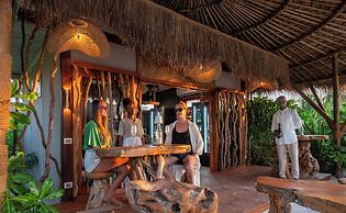 Sensations Eco-Chic Hotel