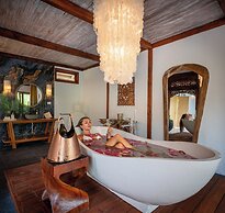 Sensations Eco-Chic Hotel