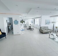 Beachside Adventure Suites