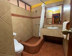 HOTEL EL REFUGIO
