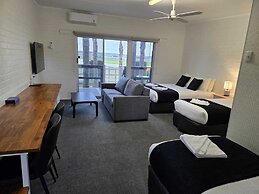 Inverloch Motel