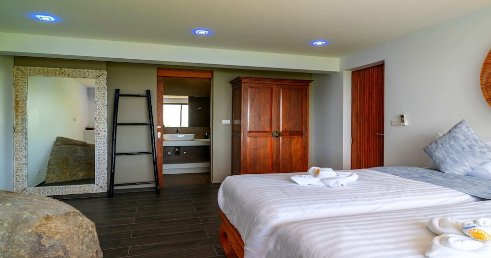 BLUE BUTTERFLY Luxury Pool Villa Koh Samui