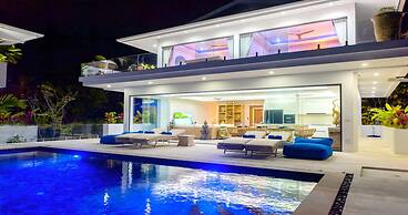 BLUE BUTTERFLY Luxury Pool Villa Koh Samui