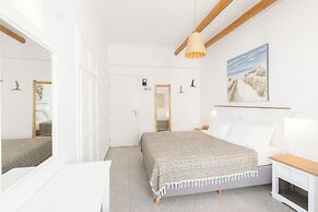Parosquare Central Suites
