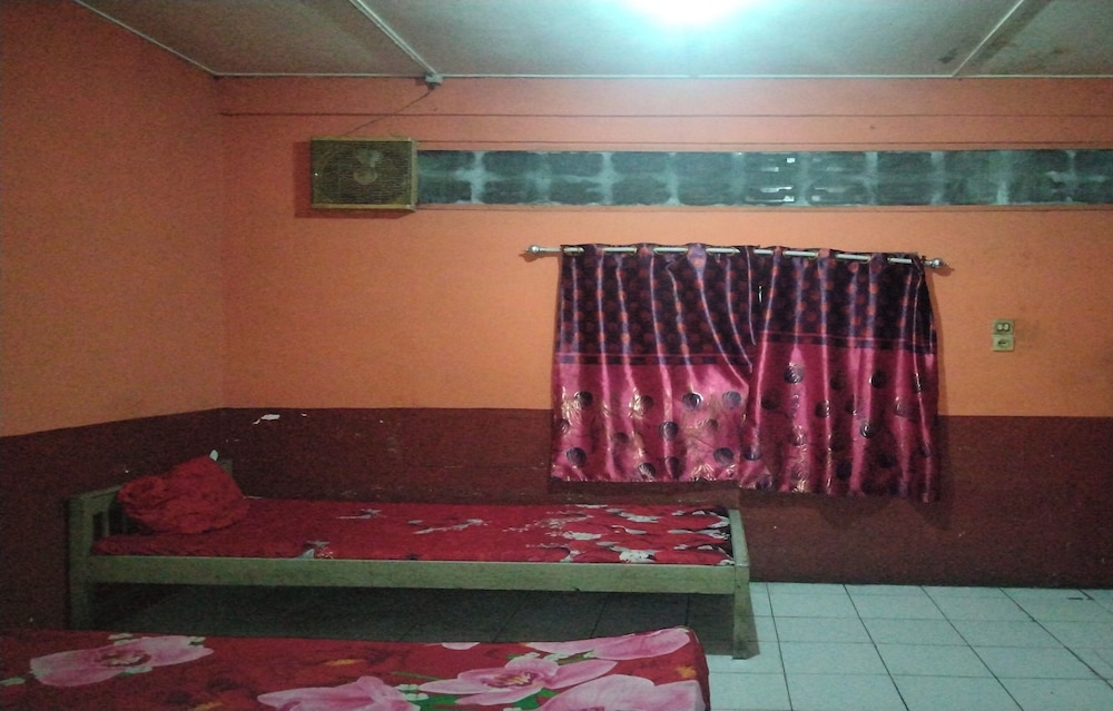 Hotel O Penginapan Keluarga