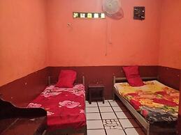 Hotel O Penginapan Keluarga