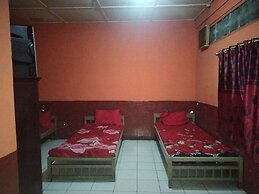 Hotel O Penginapan Keluarga