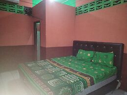 Hotel O Penginapan Keluarga