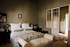 Dorp Hotel