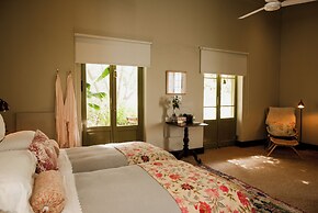 Dorp Hotel