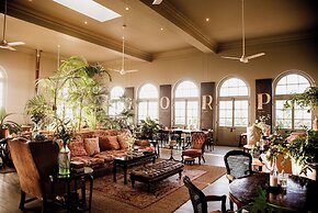 Dorp Hotel