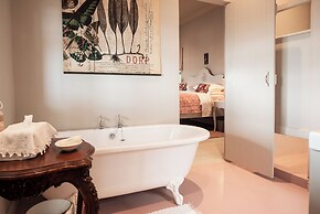 Dorp Hotel
