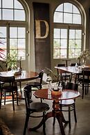 Dorp Hotel