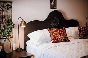 Dorp Hotel