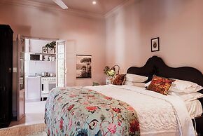 Dorp Hotel