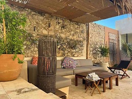 Central & Bohemian House  Pool Yard
