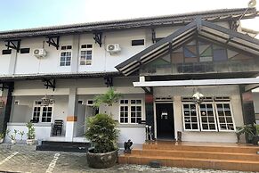 Hotel Merak Indah