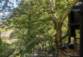 Aoos river Treehouse