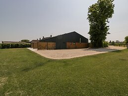 Linden Barn