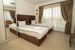 Crown Salamis Hotel