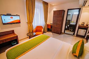 Hotel Seven Lights