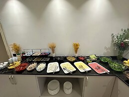 Bloomtalya Hotel