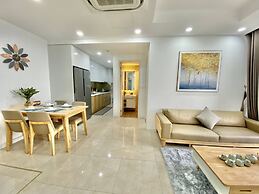 Luxury Apartment Vinhomes D'Capitale