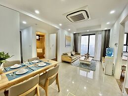 Luxury Apartment Vinhomes D'Capitale