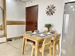Luxury Apartment Vinhomes D'Capitale