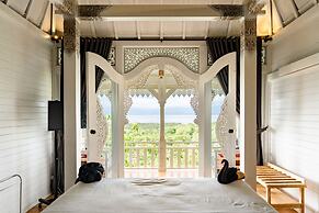 Mambo Hill Resort