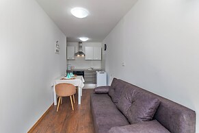Seafront Apartment Sanja