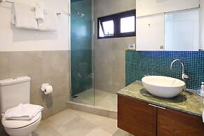 Ocean Reef 203 3 Bedroom Apts by Bluescape