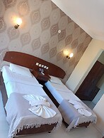 Grand Cınar Hotel