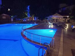 Grand Cınar Hotel
