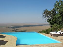 Ahadi Mara Camp