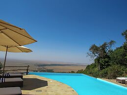 Ahadi Mara Camp