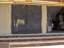 Ahadi Mara Camp