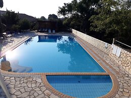 Pierhouse Hotel Corfu - Gouvia