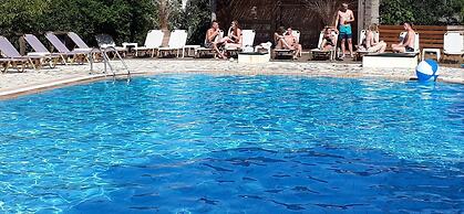 Pierhouse Hotel Corfu - Gouvia