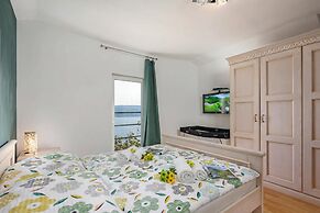 Seaview House Helena