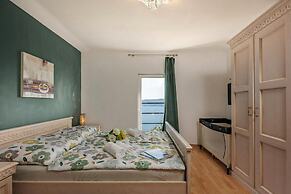 Seaview House Helena