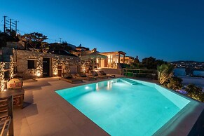 Nomade Villa 4 BD in Psarou