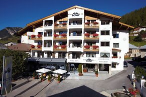 Schwarzer Adler