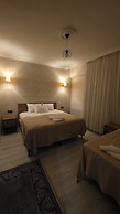 AKS Royal Otel